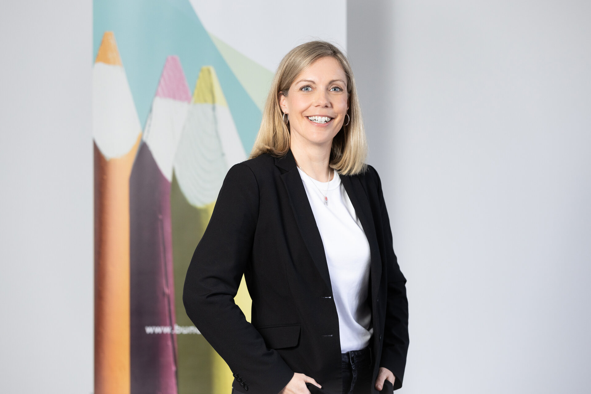Meike Voß ist Teamleiterin der BdV Beratung. | © Valeska Achenbach Auf dem Bild ist Meike Voß zu sehen. | © Valeska Achenbach
