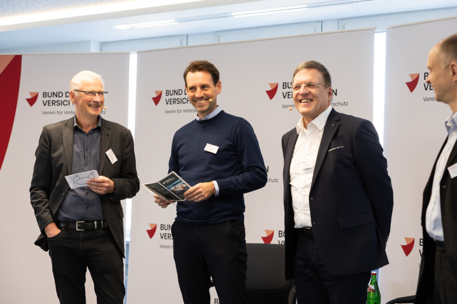 Das Bild zeigt den Wissenschaftlichen Beirat des BdV und BdV-Vorstand Stephen Rehmke, | © Valeska Achenbach