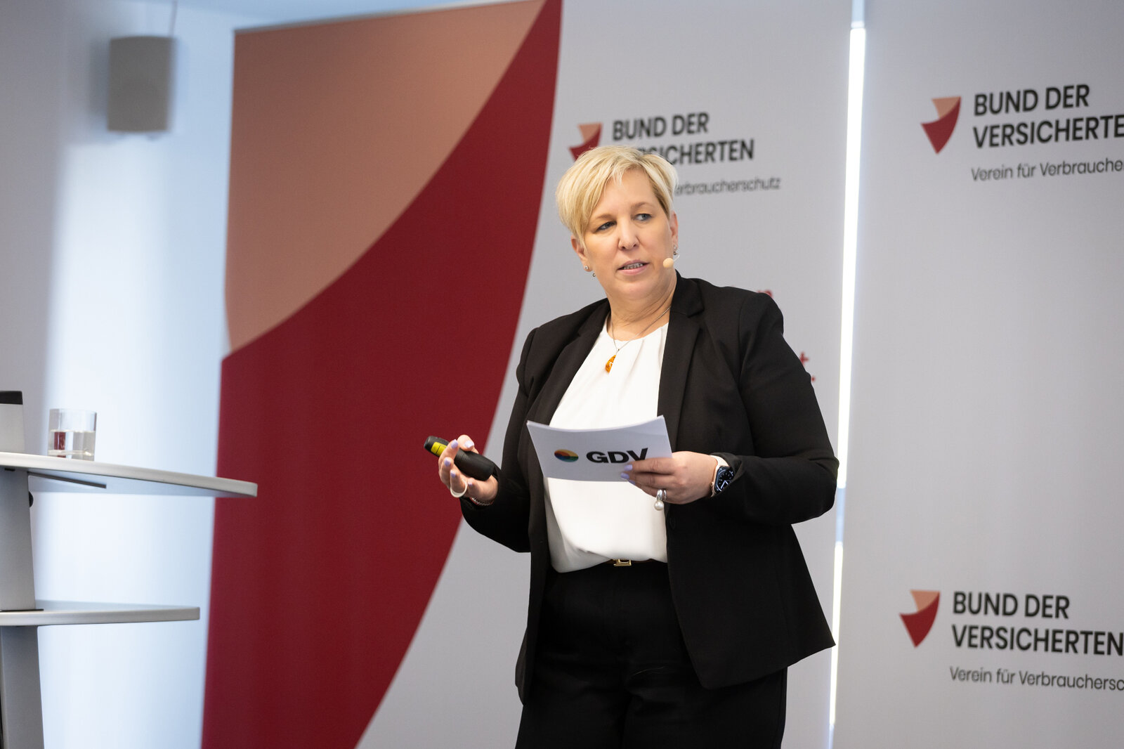 Das Bild zeigt Anja Käfer-Rohrbach, stellvertretende Geschäftsführerin, Gesamtverband der Versicherer (GDV). | © Valeska Achenbach