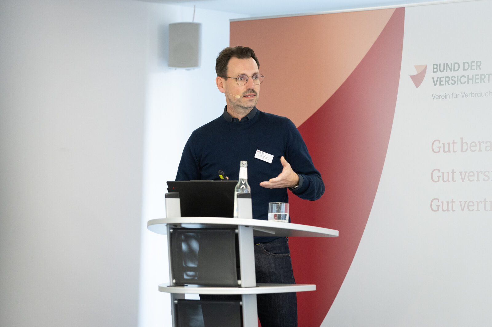 Das Bild zeigt BdV-Vorstandssprecher Stephen Rehmke. | © Valeska Achenbach