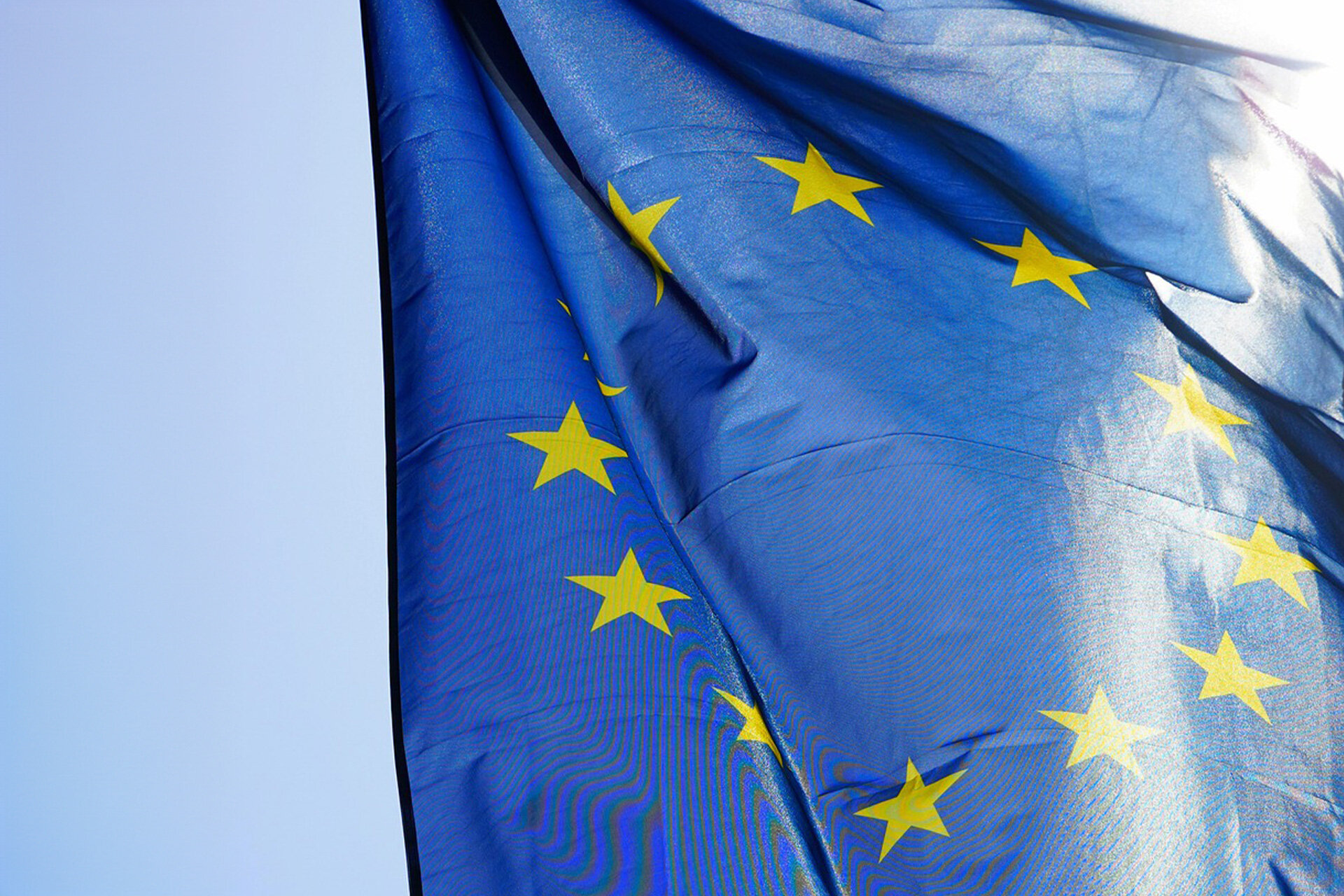 Impact of inflation on policyholders | © Matthias Boeckel/ Pixabay shown is the european flag | © Matthias Boeckel/ Pixabay